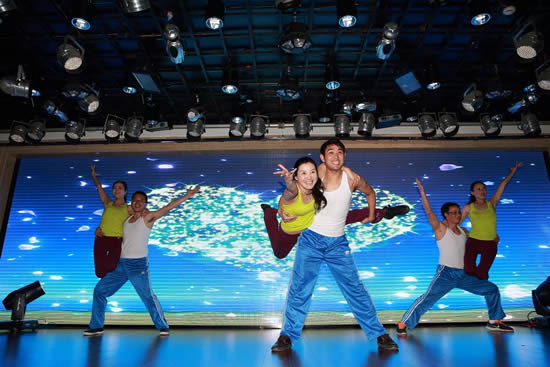 舞 蹈《魅力綻放》表演單位 東辰學(xué)校初中部