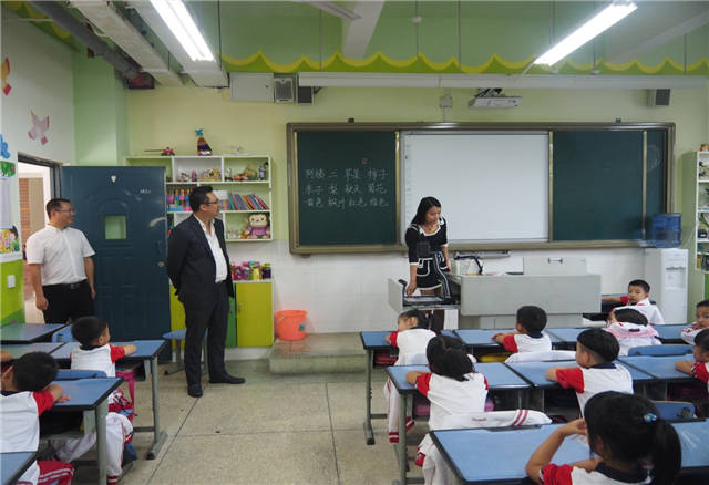 熱烈歡迎香港西貢區(qū)工商聯(lián)魏志偉會長一行到東辰集團(tuán)參觀訪問