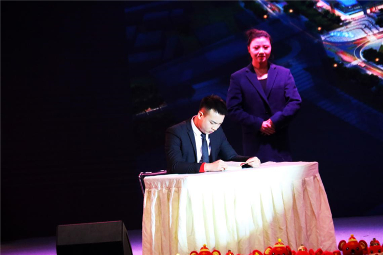 東辰商管公司 情景劇 《東辰商業(yè)新時代》