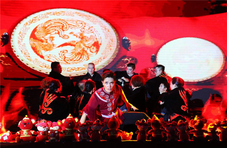 畢節(jié)東辰學(xué)校  舞蹈 《烏蒙爵士》